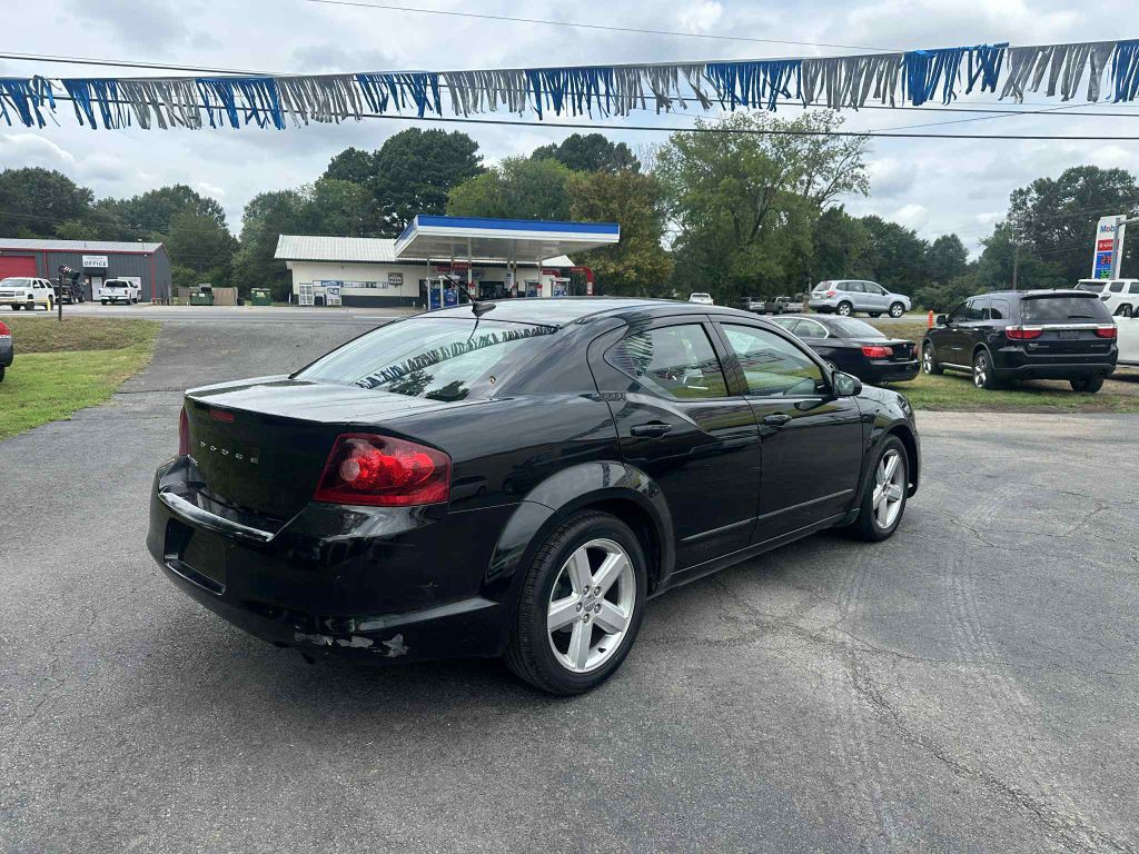 2013 Dodge Avenger Image 6