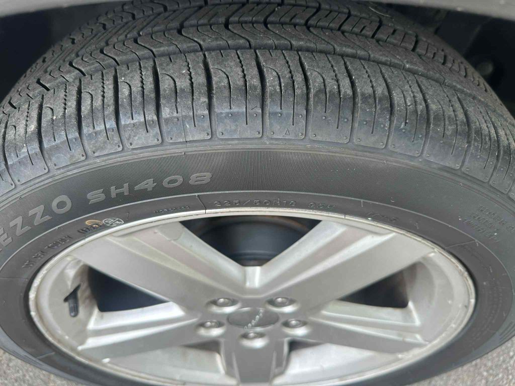 2013 Dodge Avenger Image 11