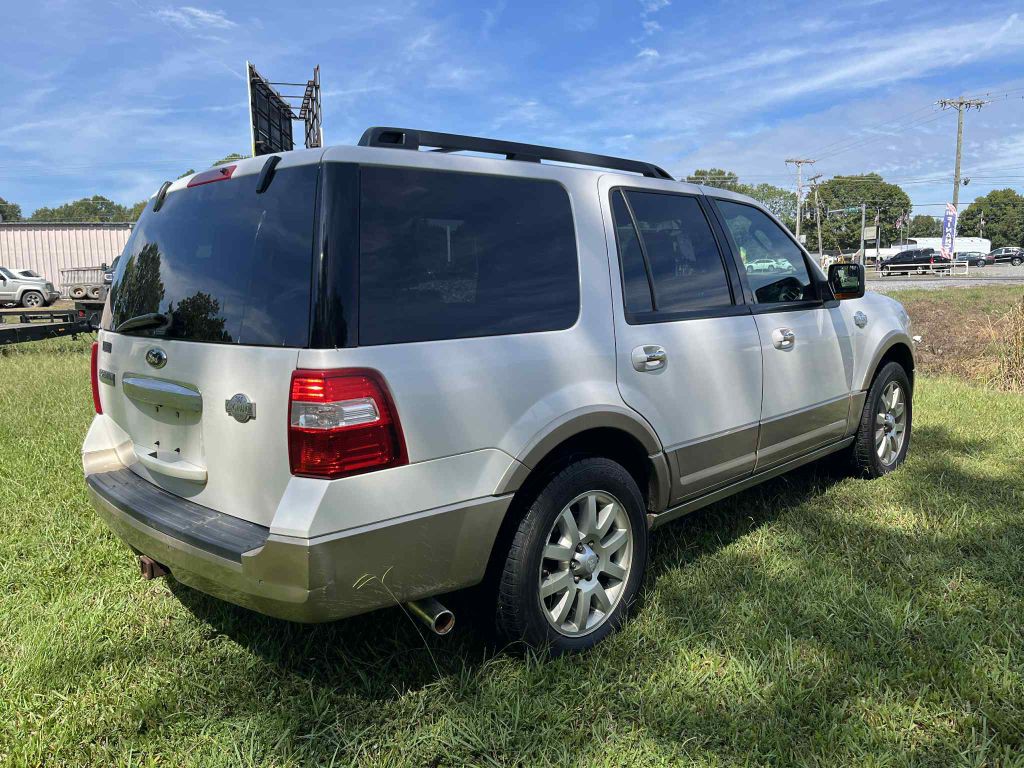 2012 Ford Expedition Image 3
