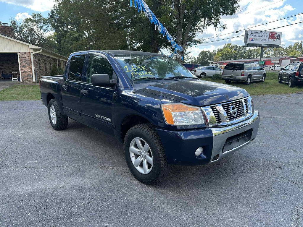 2012 Nissan Titan Image 3