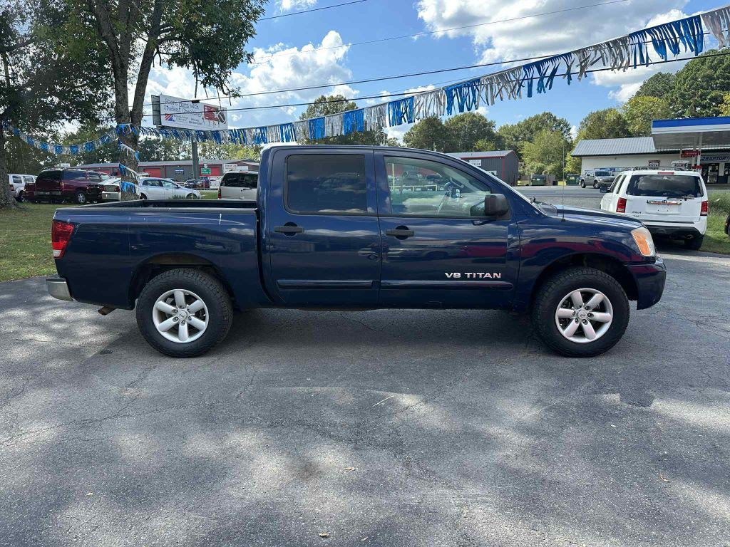 2012 Nissan Titan Image 4
