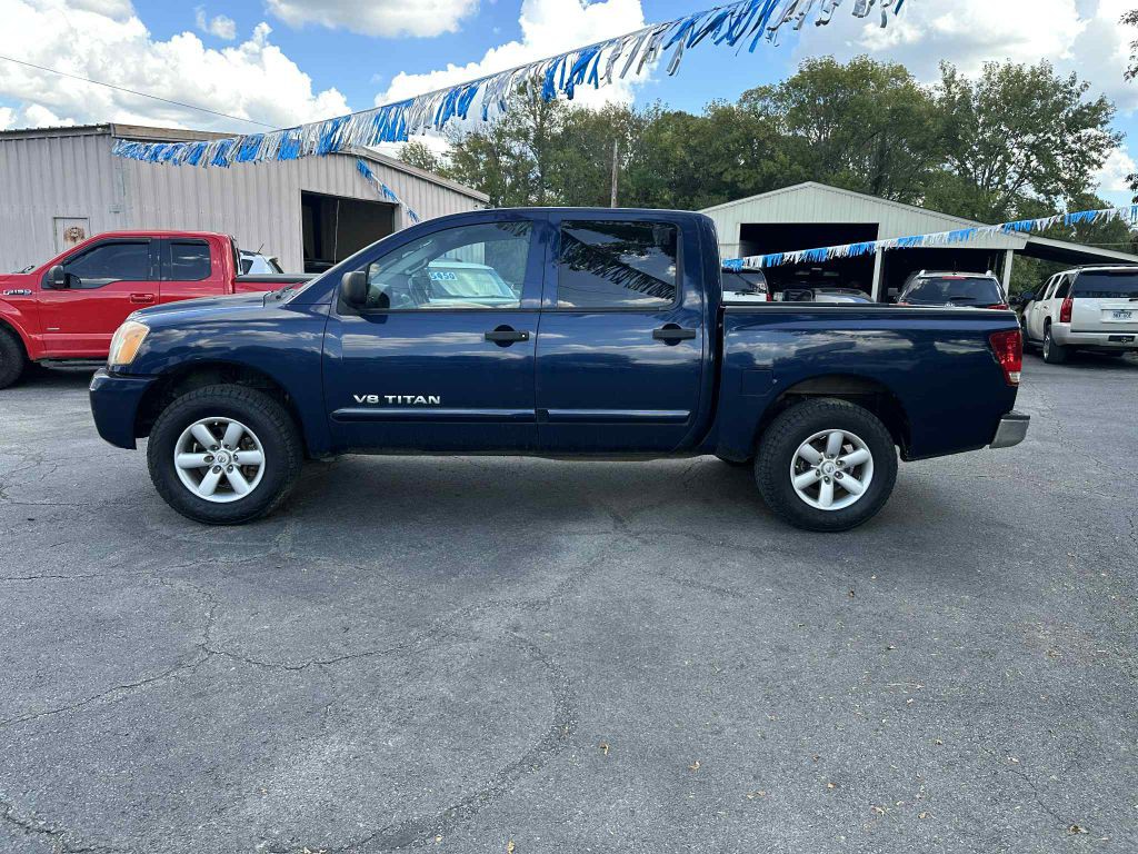 2012 Nissan Titan Image 8