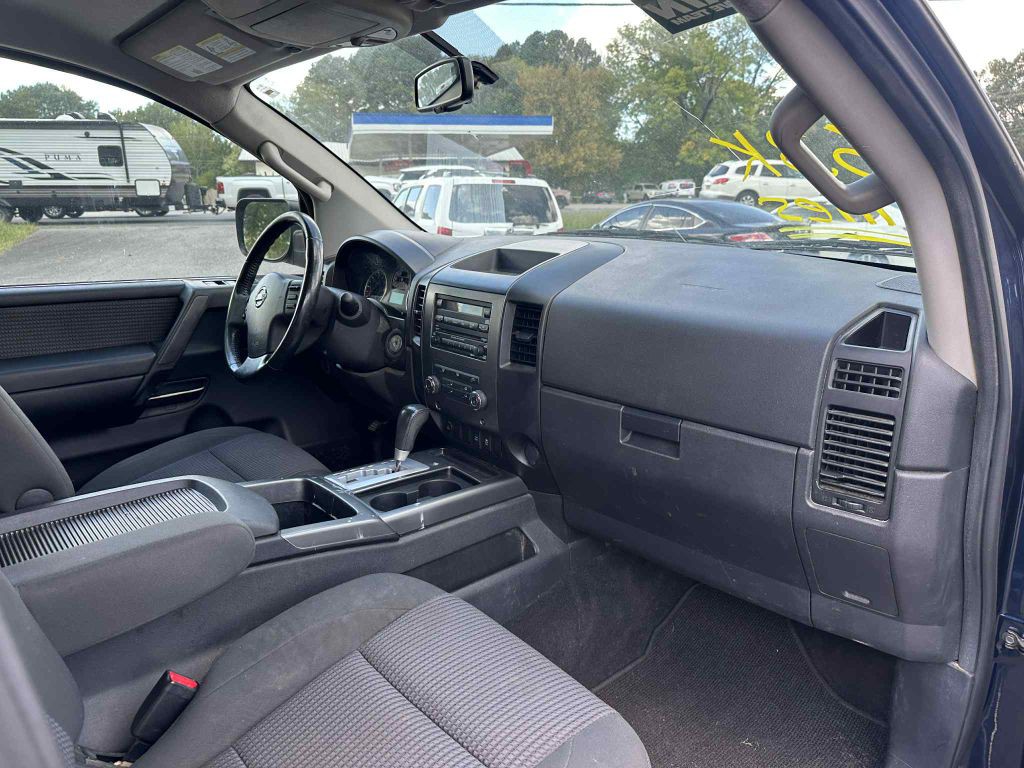 2012 Nissan Titan Image 14