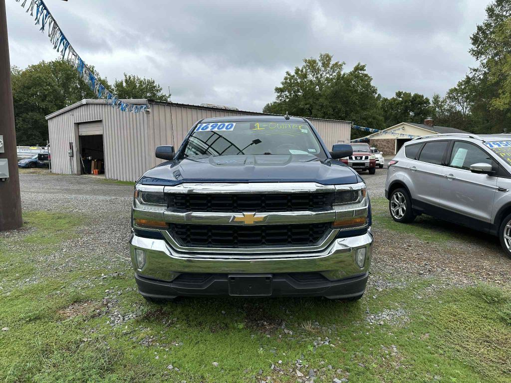 2018 Chevrolet Silverado 1500 Image 2