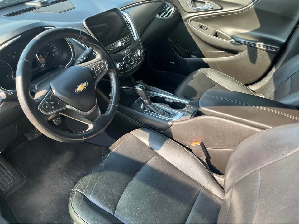 2017 Chevrolet Malibu Image 6