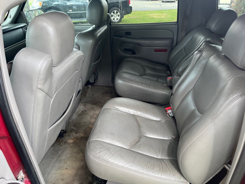 2004 GMC Yukon Image 6