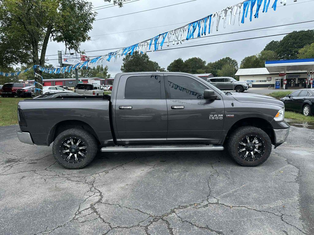 2014 RAM 1500 Image 4