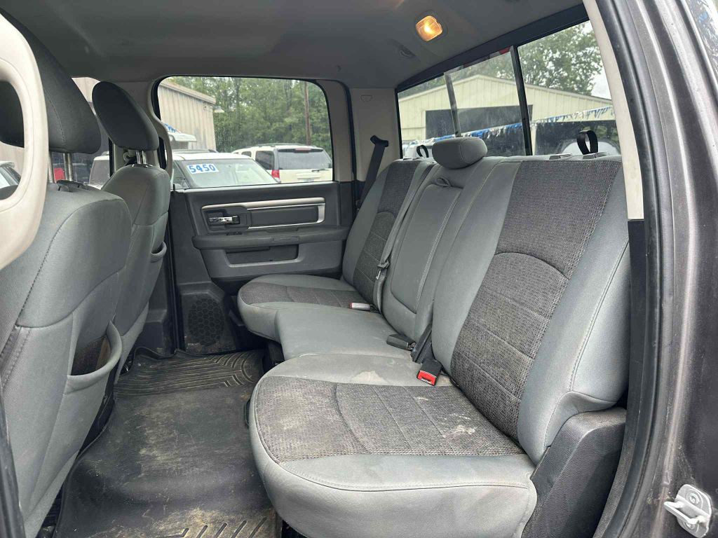 2014 RAM 1500 Image 10