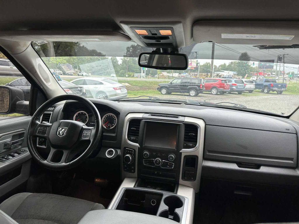 2014 RAM 1500 Image 13