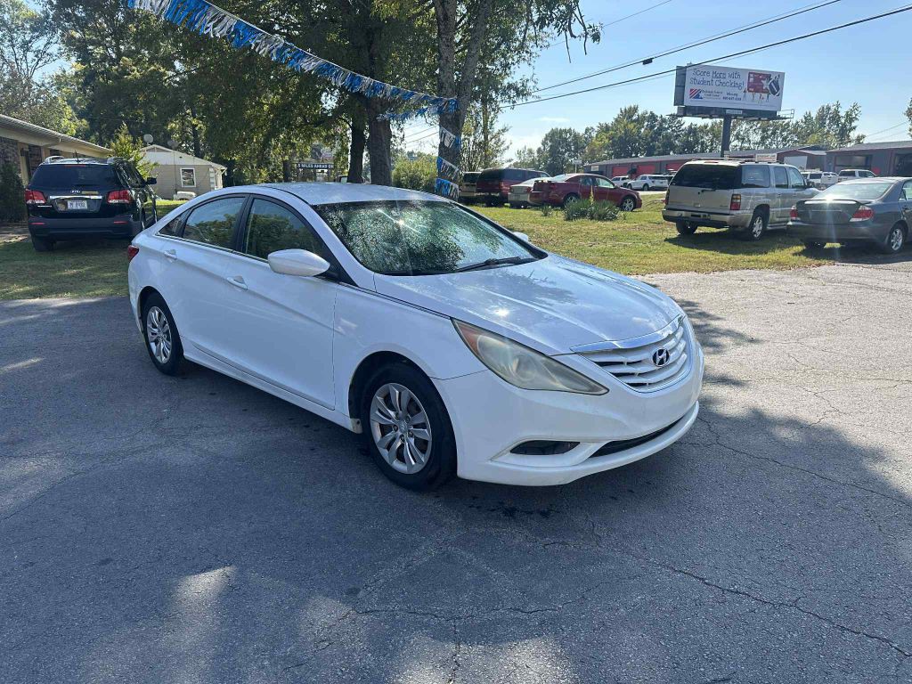 2012 Hyundai Sonata Image 3