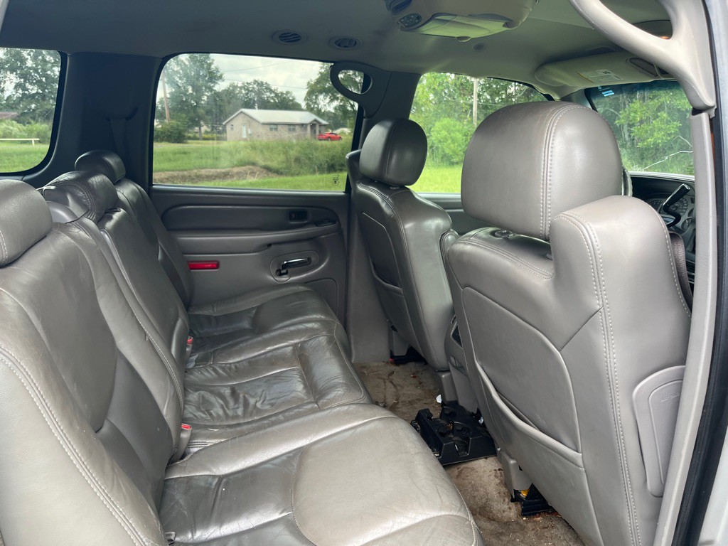 2005 GMC Yukon Image 7