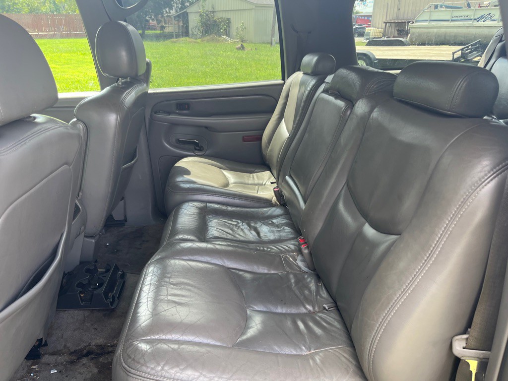 2005 GMC Yukon Image 8