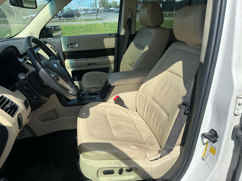 2014 Ford Flex Image 8