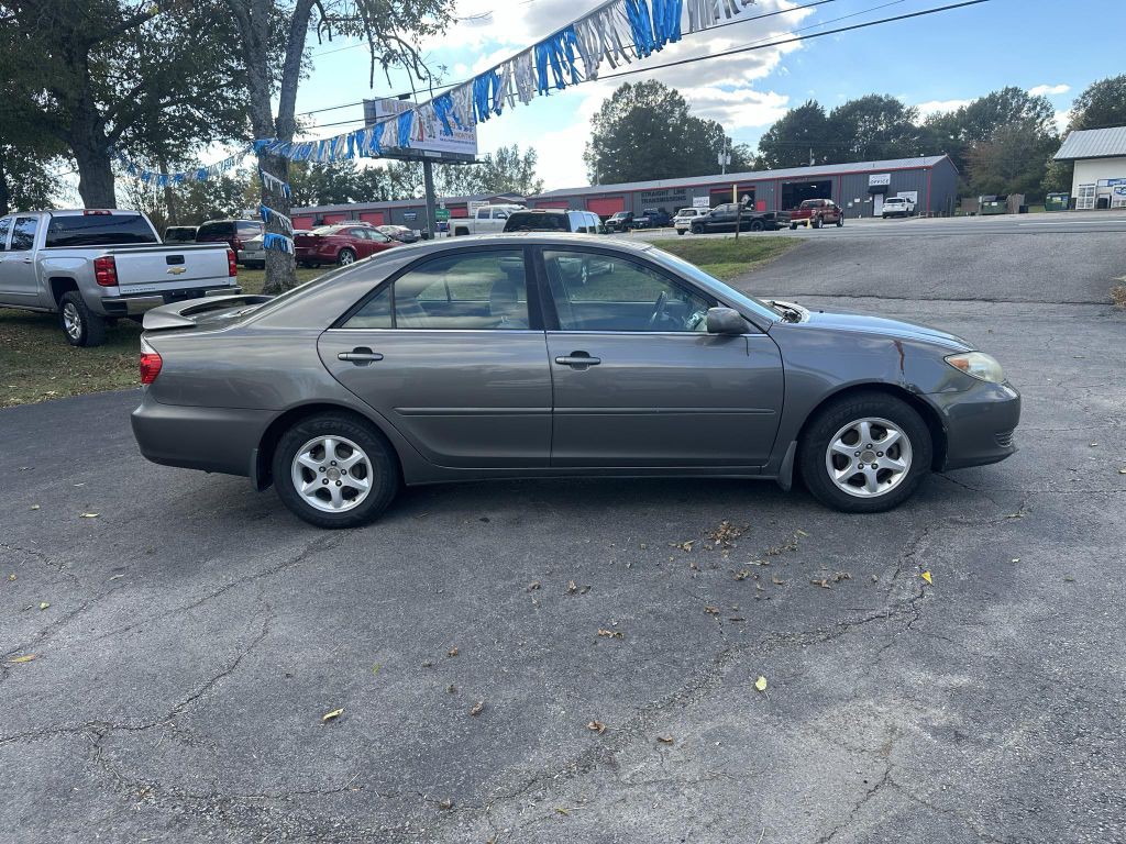 2005 Toyota Camry Image 4