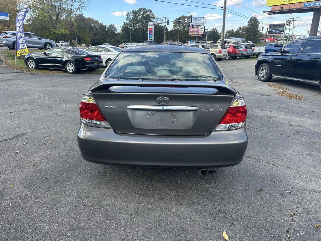 2005 Toyota Camry Image 6