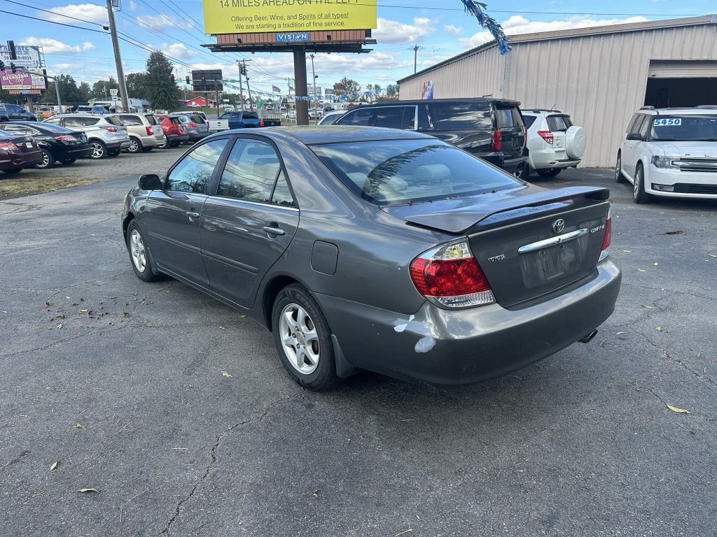 2005 Toyota Camry Image 7