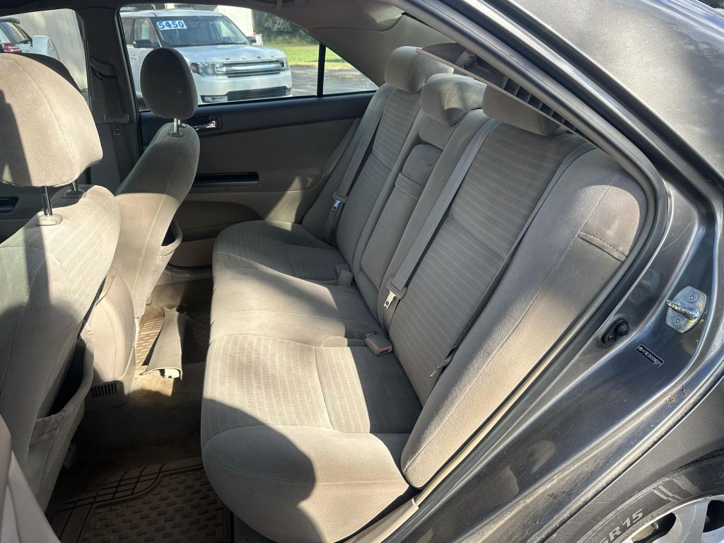 2005 Toyota Camry Image 10