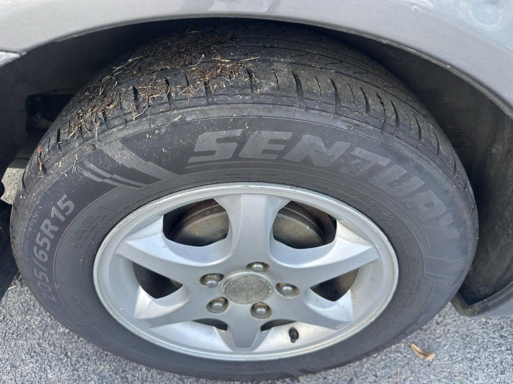 2005 Toyota Camry Image 16