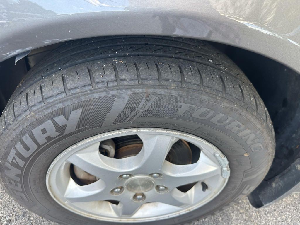 2005 Toyota Camry Image 18