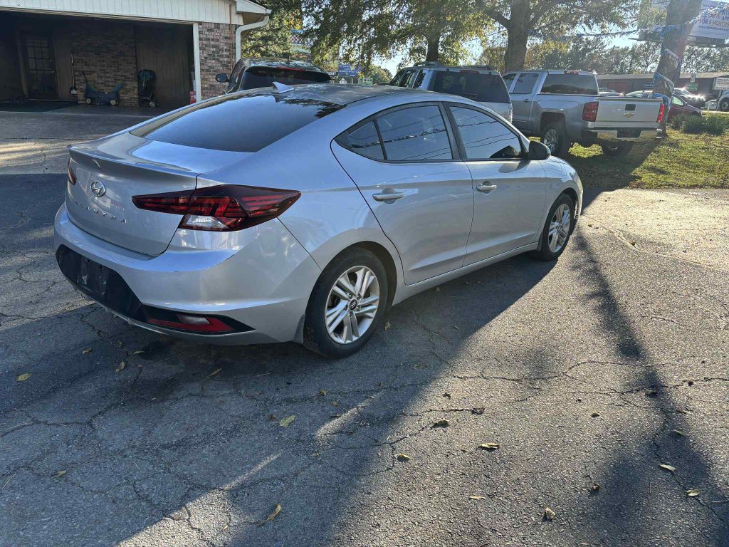 2020 Hyundai Elantra Image 7