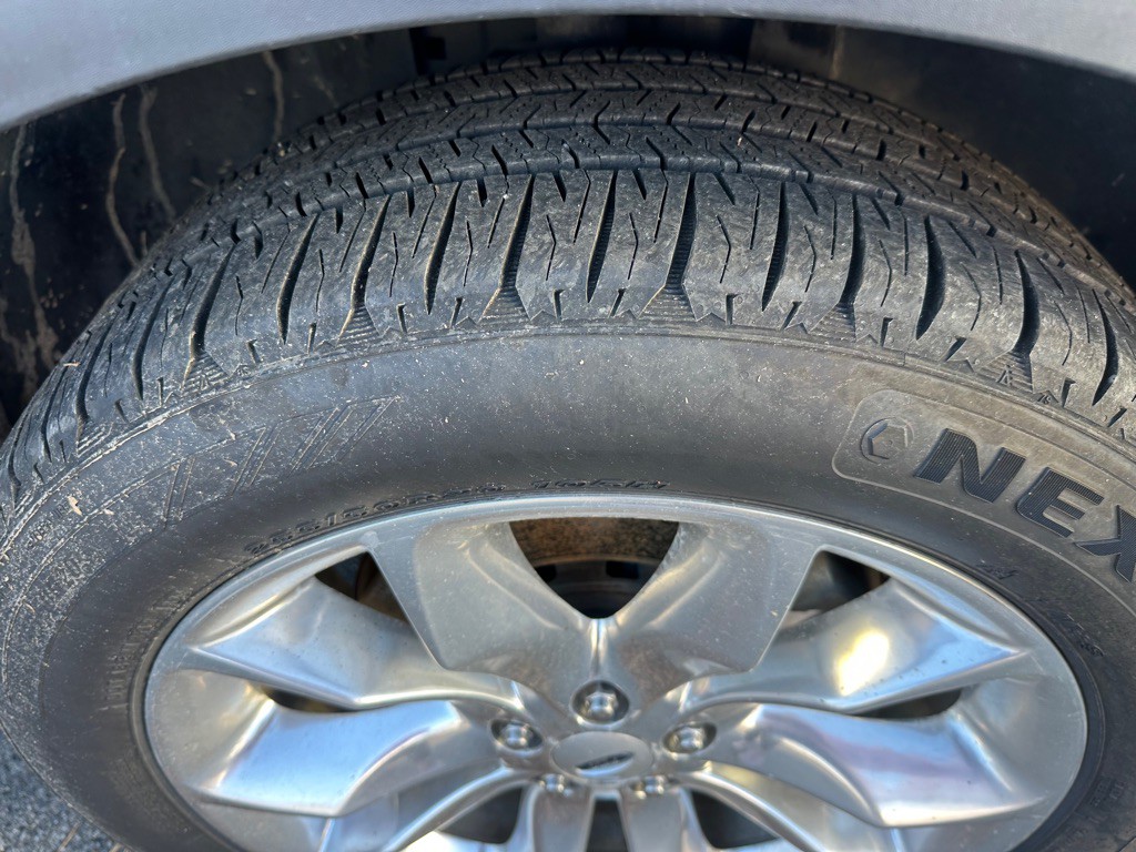 2014 Ford Explorer Image 22