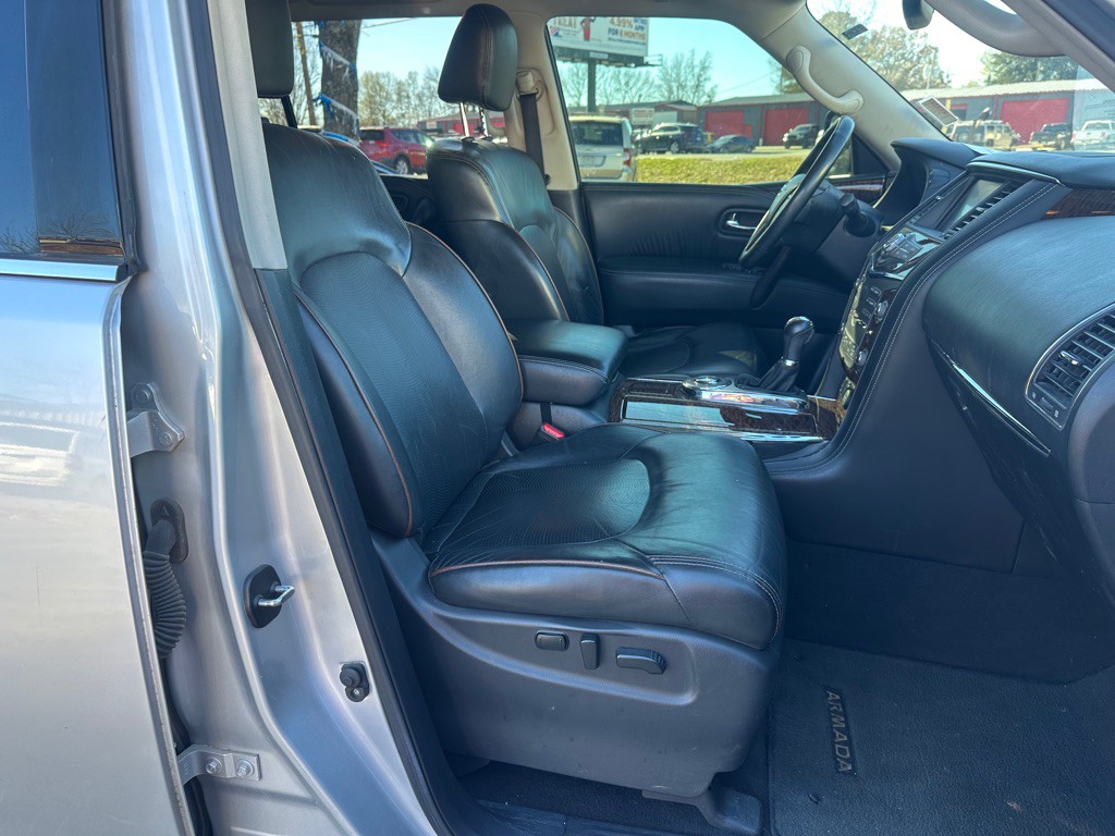 2018 Nissan Armada Image 14