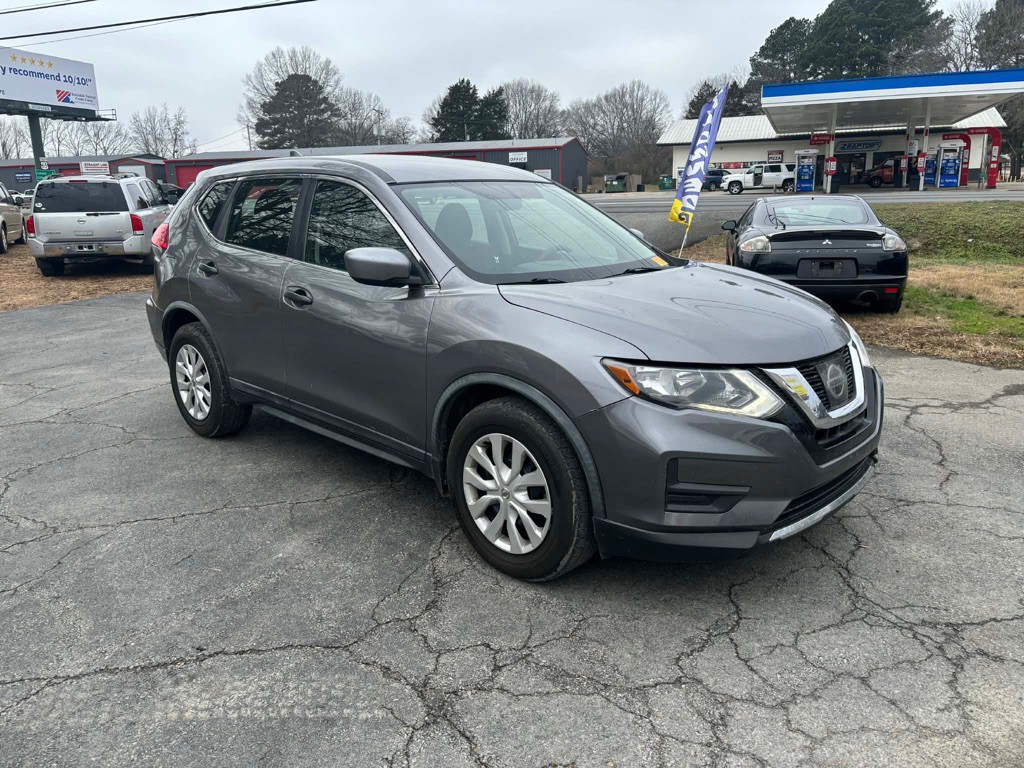 2017 Nissan Rogue Image 3