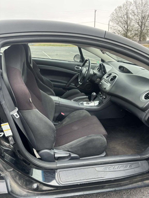 2012 Mitsubishi Eclipse Image 6
