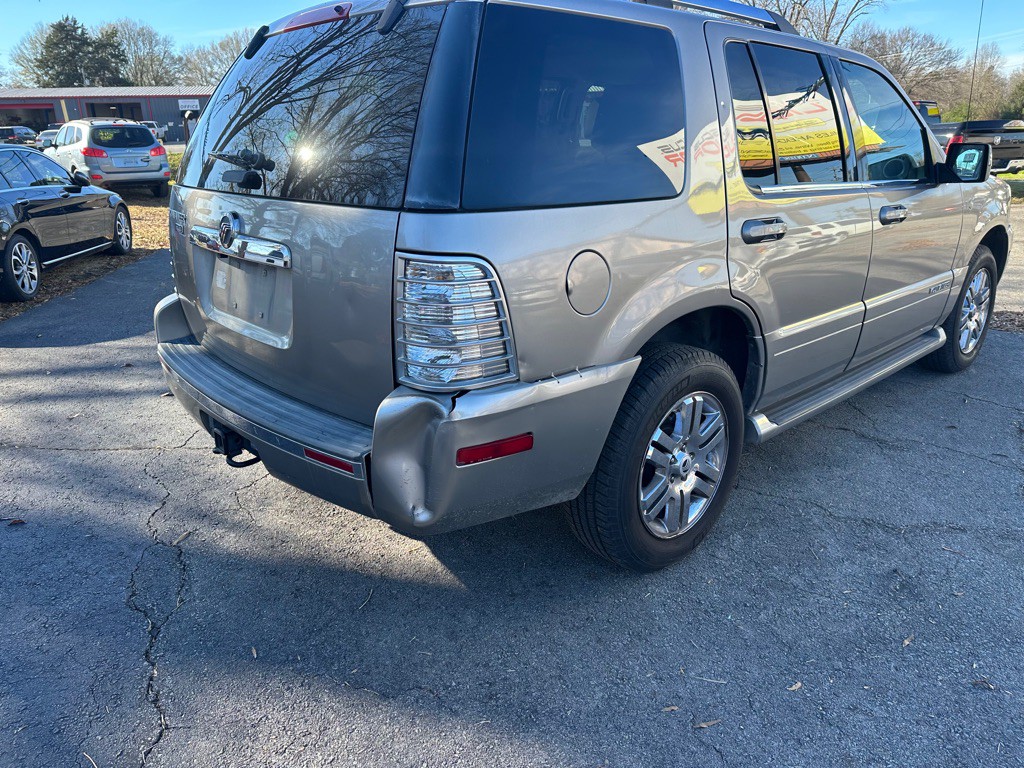 2008 Mercury Mountaineer Image 9