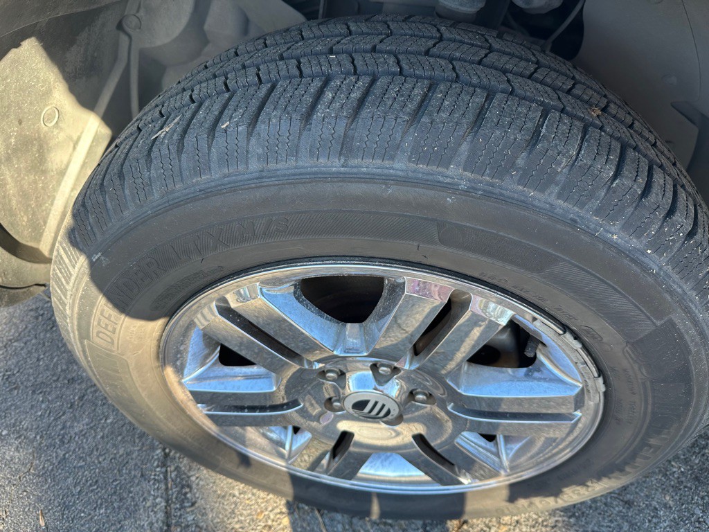 2008 Mercury Mountaineer Image 18