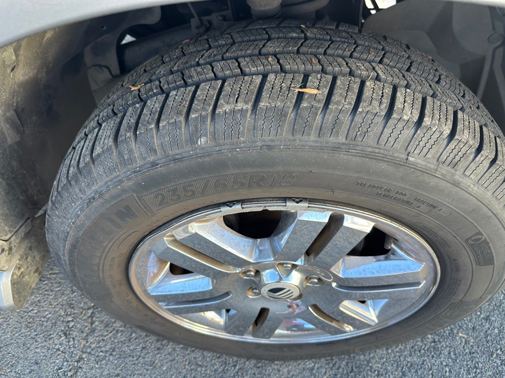 2008 Mercury Mountaineer Image 21