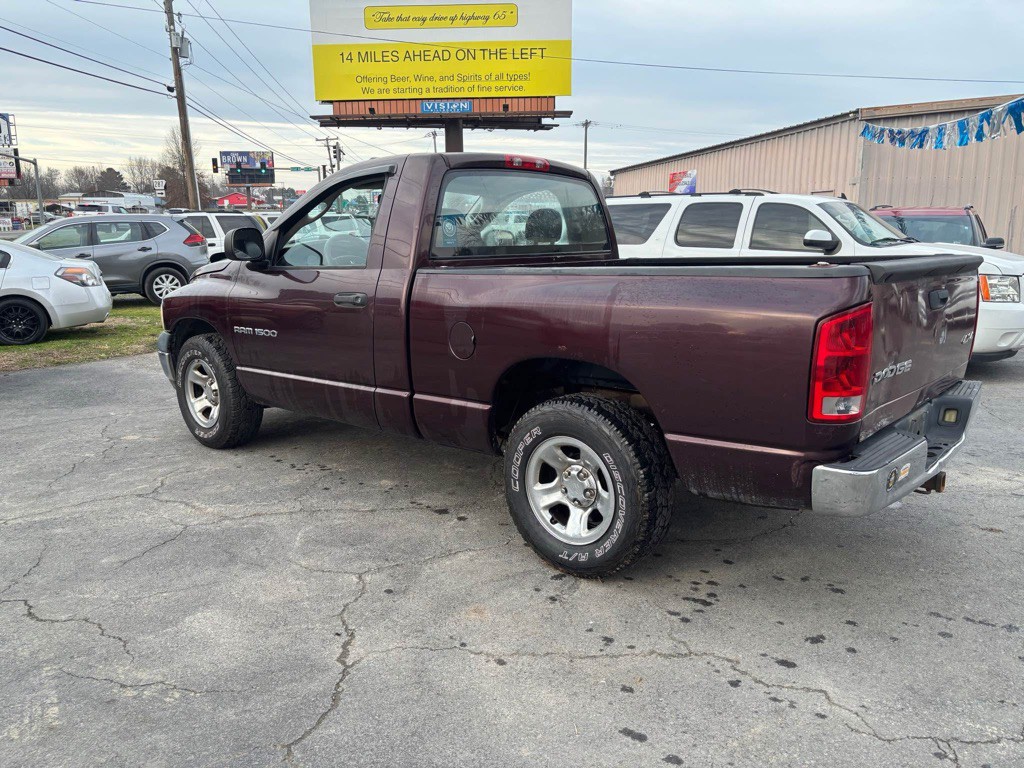 2004 Dodge Ram 1500 Image 5