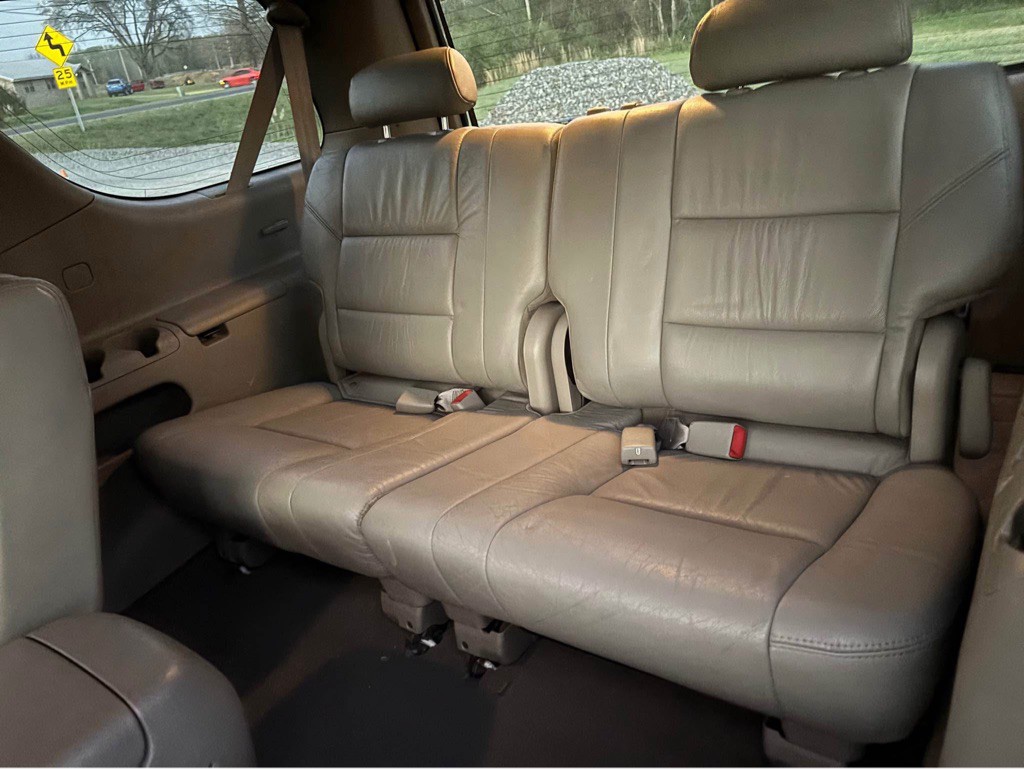 2006 Toyota Sequoia Image 8