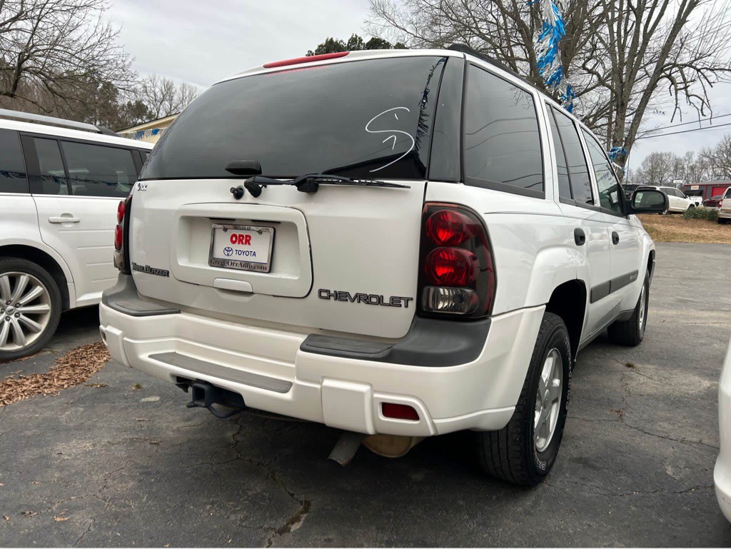 2003 Chevrolet Trailblazer Image 3