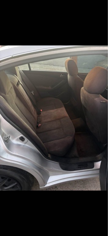 2011 Nissan Altima Image 10