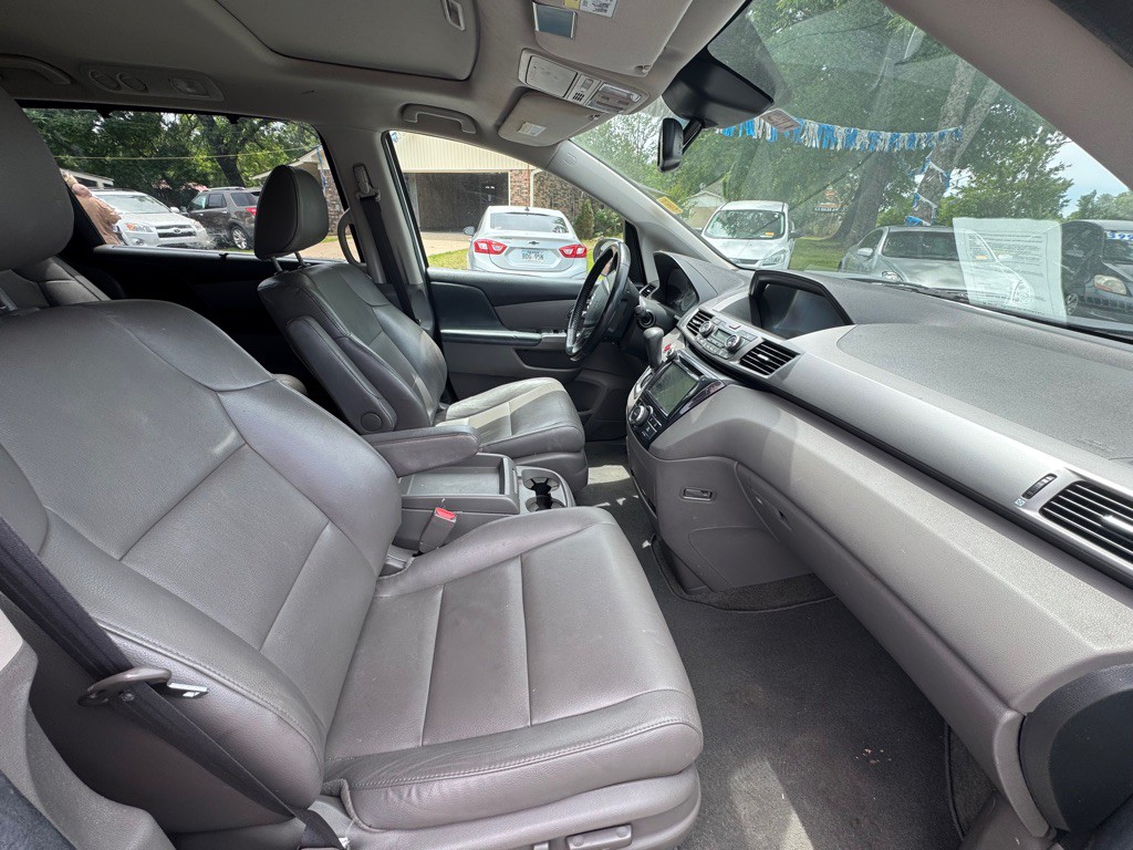 2014 Honda Odyssey Image 11