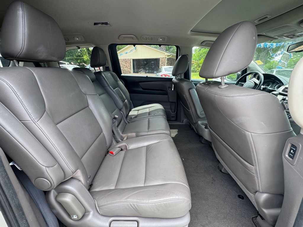 2014 Honda Odyssey Image 12