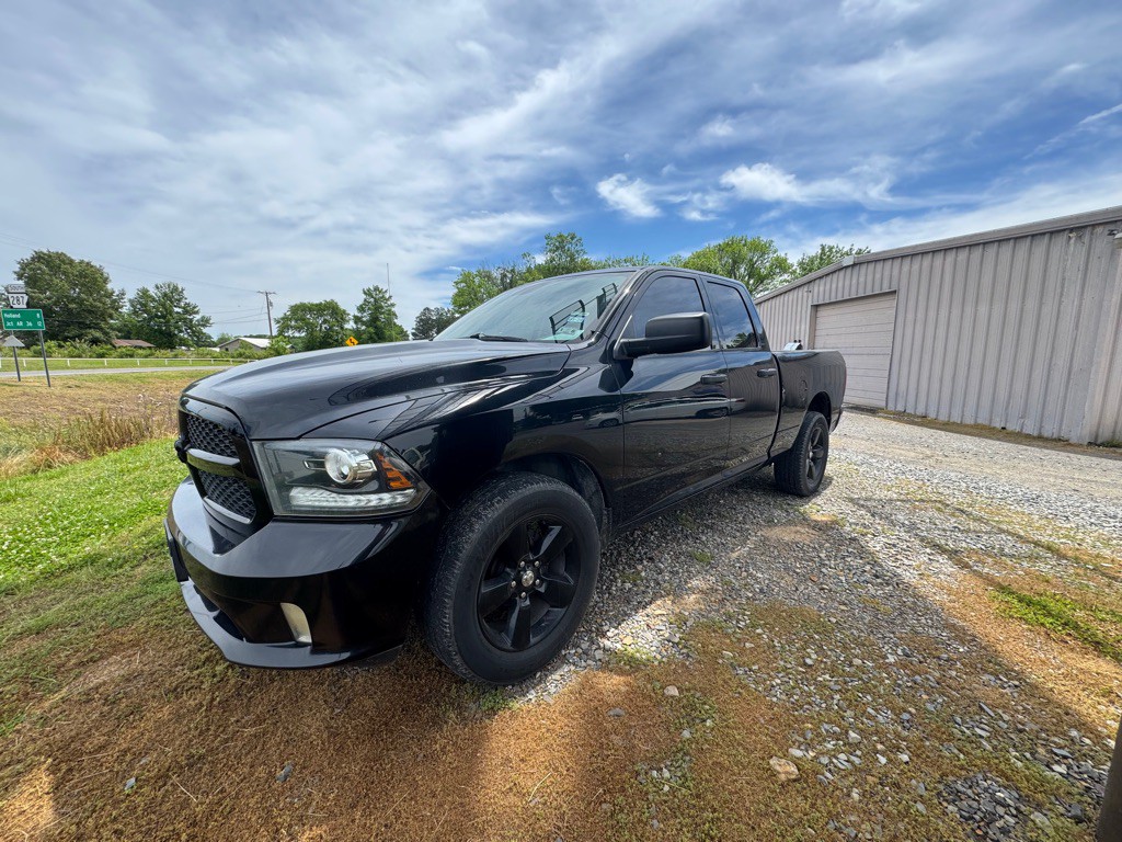2014 RAM 1500 Image 2