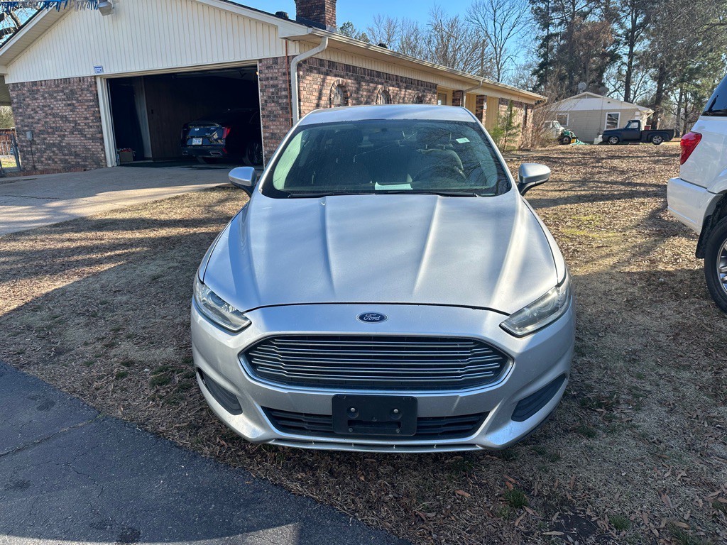 2013 Ford Fusion Image 2
