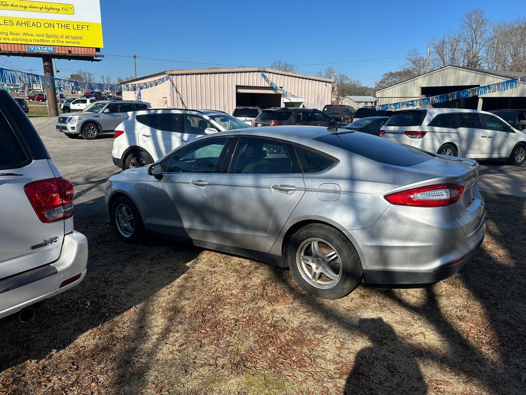 2013 Ford Fusion Image 8