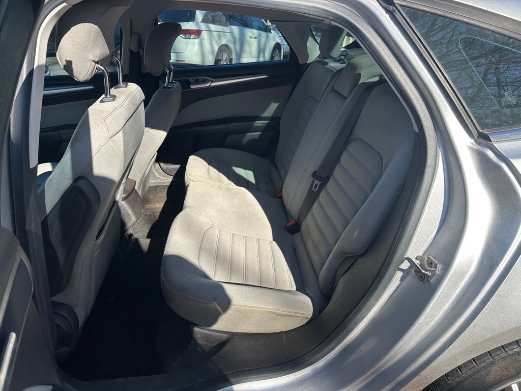 2013 Ford Fusion Image 12