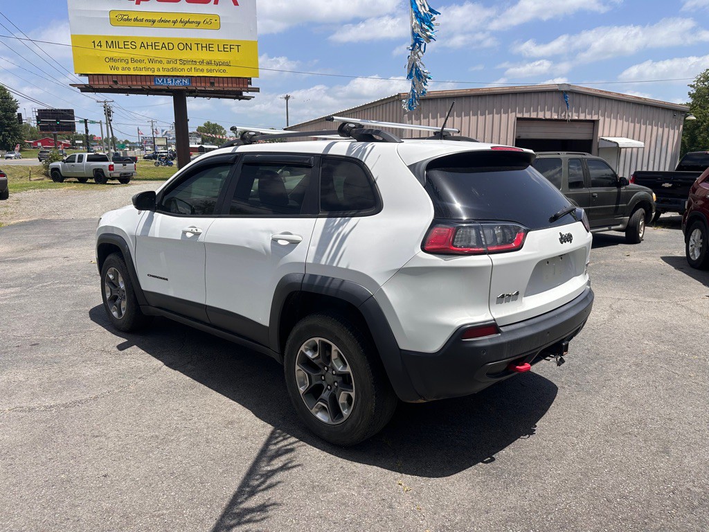 2019 Jeep Cherokee Image 3