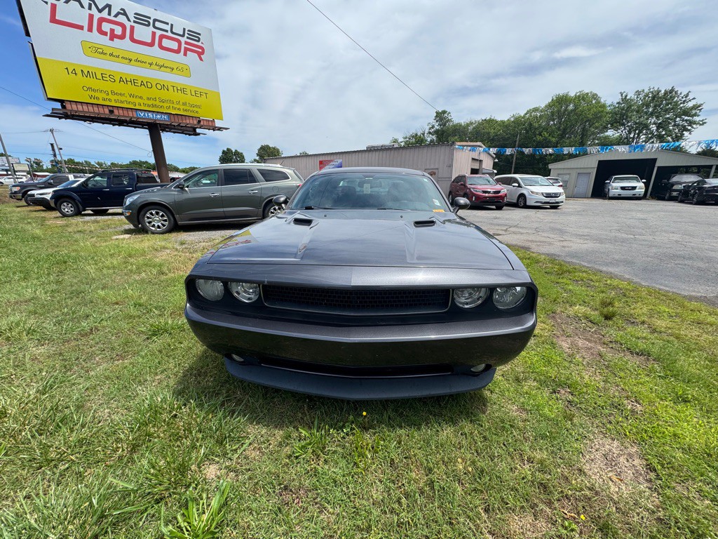 2013 Dodge Challenger Image 2