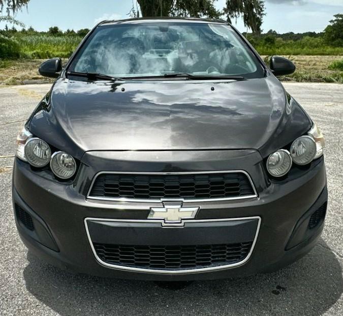 2014 Chevrolet Sonic Image 3