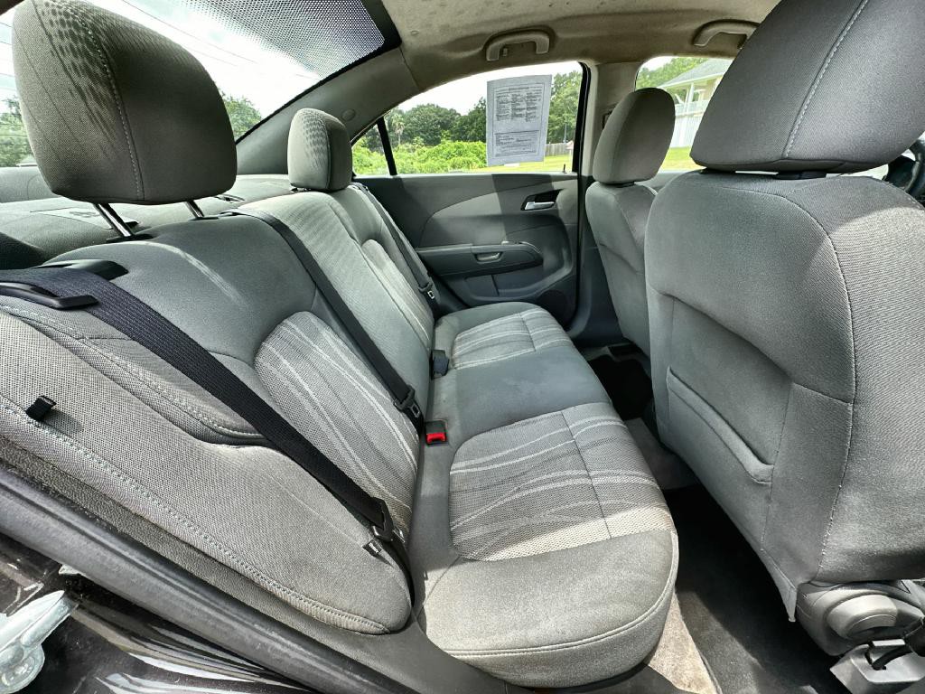 2014 Chevrolet Sonic Image 17