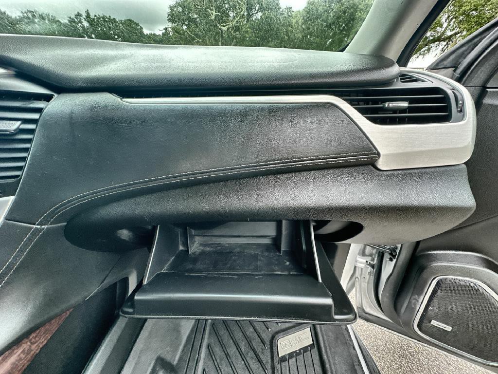 2019 GMC Yukon Image 35