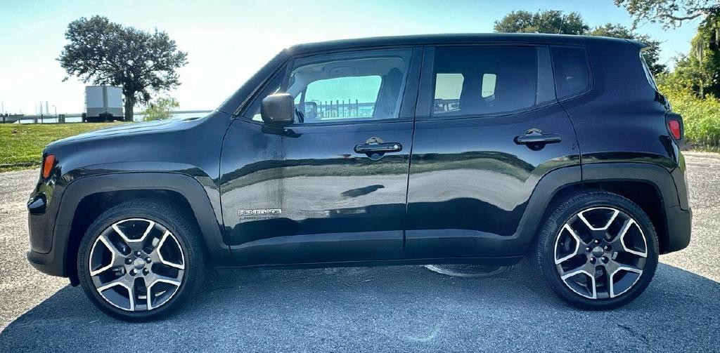 2020 Jeep Renegade Image 6