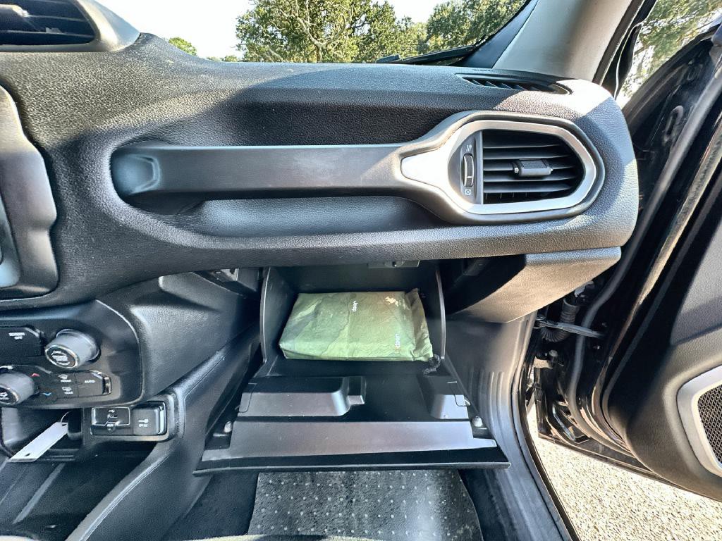 2020 Jeep Renegade Image 31