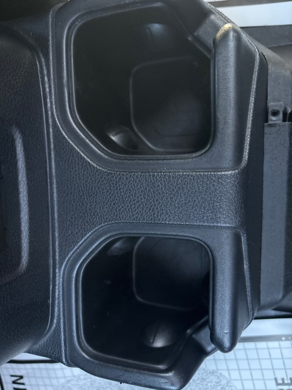 2020 Jeep Gladiator Image 32