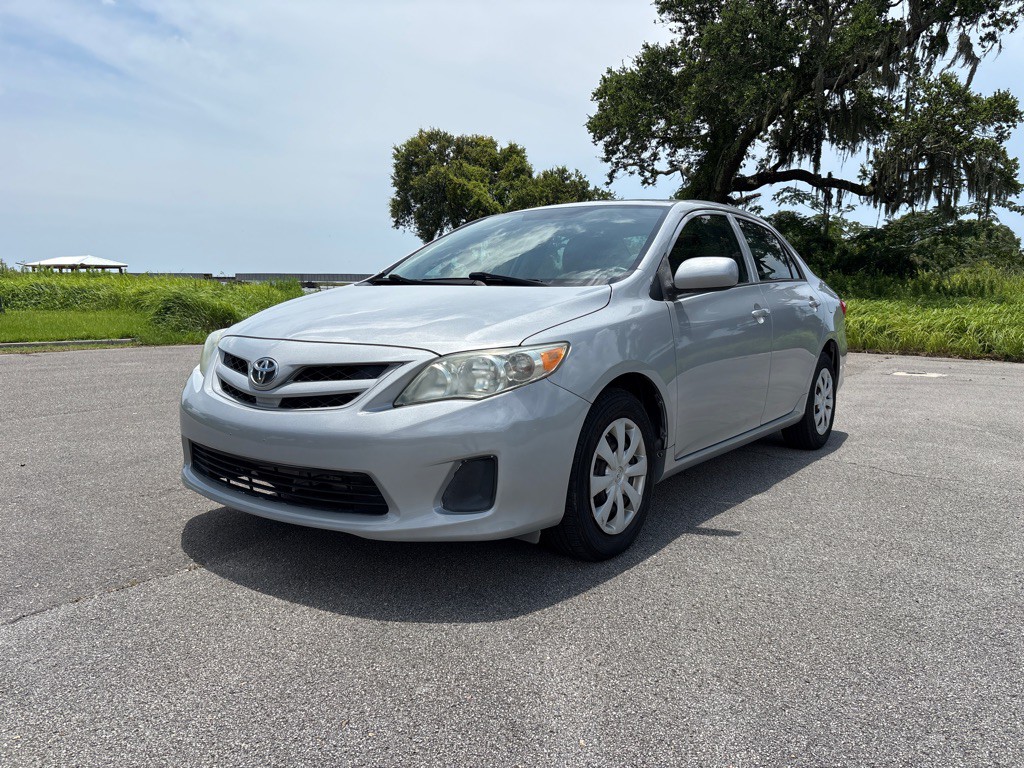 2013 Toyota Corolla Image 3